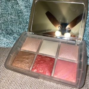 Hourglass Ambient Light Ghost Palette